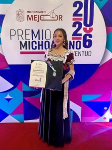 Estudiante del Cobaem recibe Premio Michoacano de la Juventud 2026