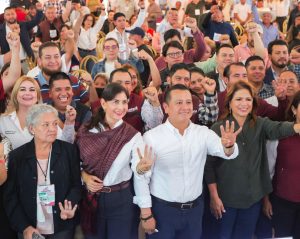 Gaby Molina resalta avances de la 4T en Uruapan
