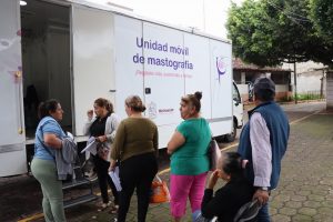 Diagnóstico oportuno y tratamientos gratuitos, claves para superar el cáncer