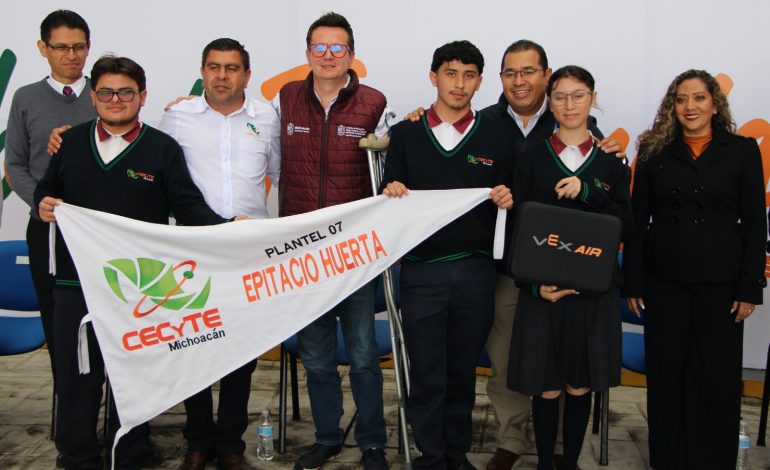 ¿Estudiar Inteligencia Artificial con drones profesionales? Ya pasa en las aulas de Michoacán