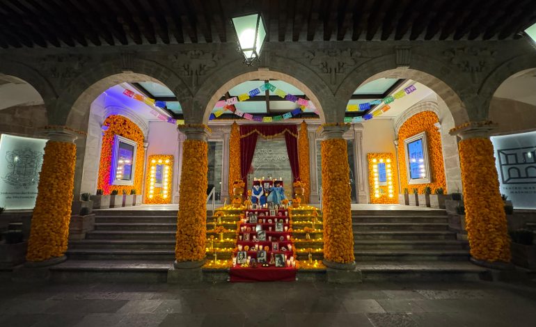 Teatro Mariano Matamoros presenta recorridos especiales de Día de Muertos con arte, tradición y tecnología.