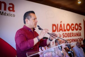 Centros de atención del cáncer de mama llegarán a los 32 estados: Carlos Torres Piña destaca anuncio de Sheinbaum