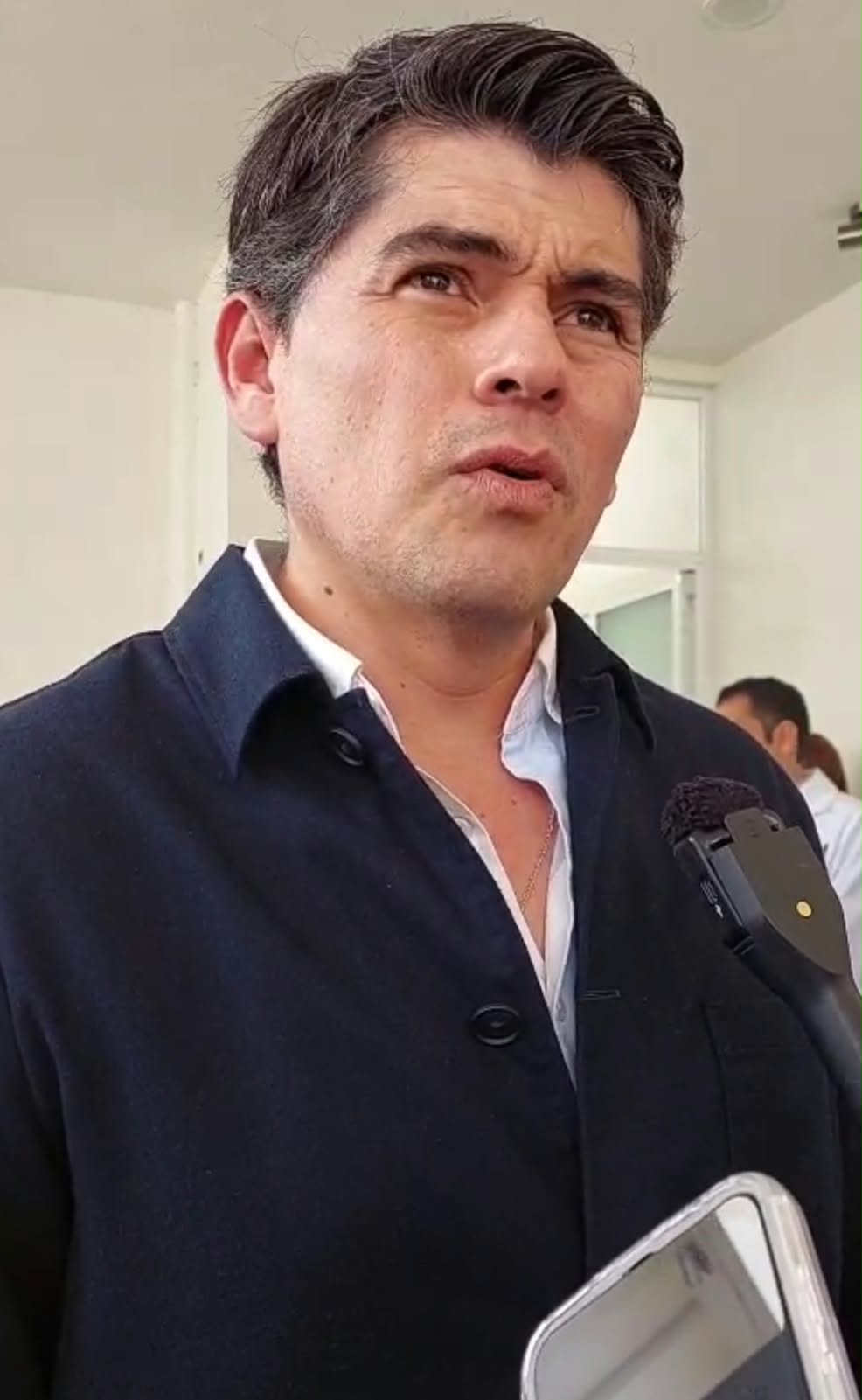 «Nuestro único objetivo: que los adultos mayores sigan recibiendo atención», señala Juan Antonio Ixtláhuac