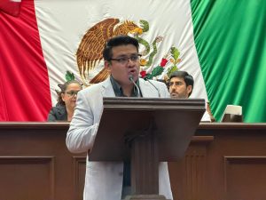 A propuesta de Toño Carreño, se aprueba reforma para atención integral de Lupus