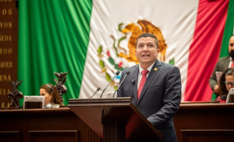 Con reformas a leyes en materia de seguridad se combate la extorsión, trata de personas y la clonación de vehículos de corporaciones de seguridad pública