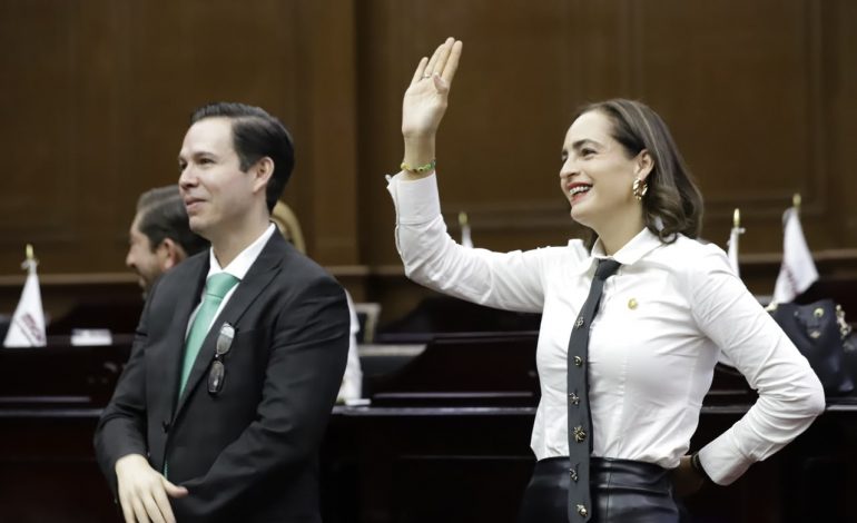Presenta Sandra Arreola iniciativa para  protección de animales comunitarios