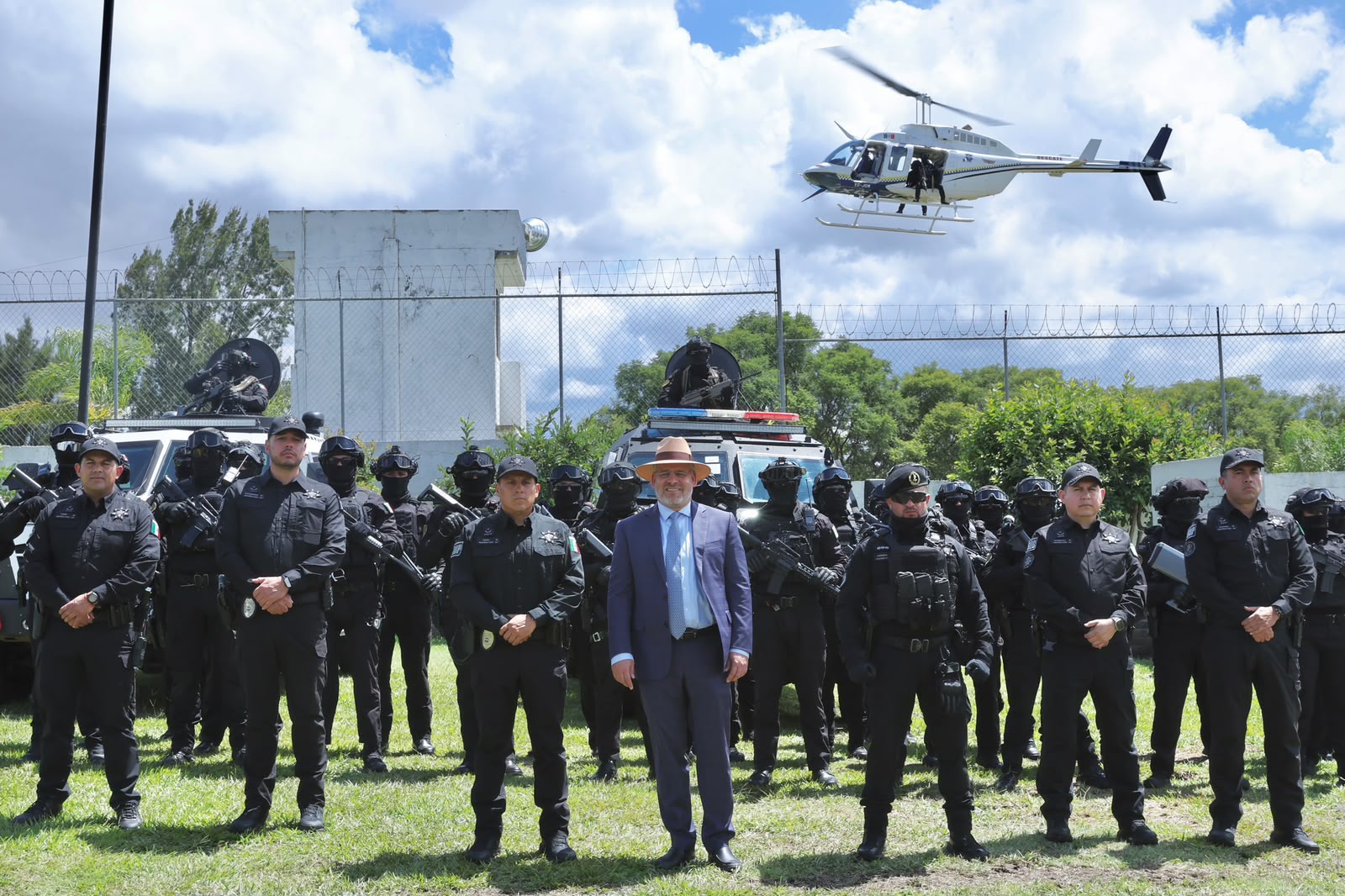 Destaca Bedolla estado de fuerza del nuevo Grupo de Operaciones Especiales de la Guardia Civil