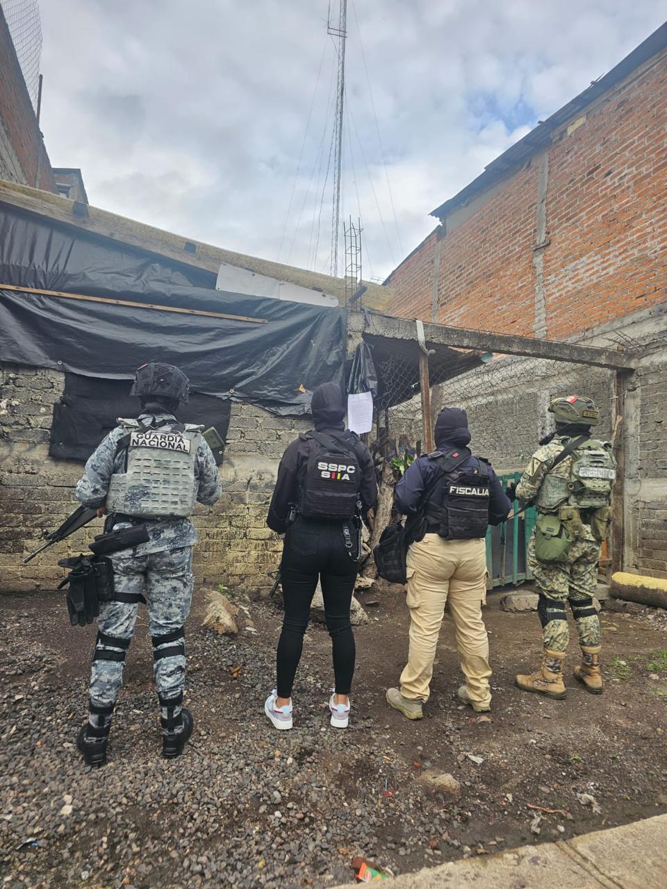 FGE detiene a seis personas durante cuatro cateos contra el narcomenudeo en Morelia