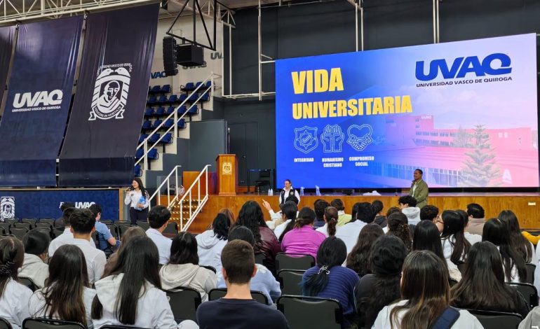 FGE sensibiliza a estudiantes universitarios sobre acoso escolar y acoso sexual