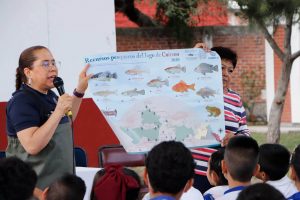 Más de 160 estudiantes participan en charla ¿Por qué soy científica? en Cuaracurio