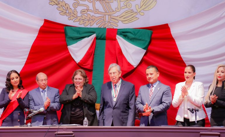 Cuauhtémoc Cárdenas abrió el camino de la transformación democrática de México: Carlos Torres Piña
