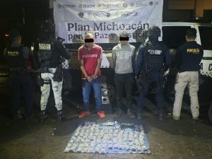 Detenidos por narcomenudeo Jose “N” el “Characo” y Jesús “N” el “Alanís”, en Uruapan