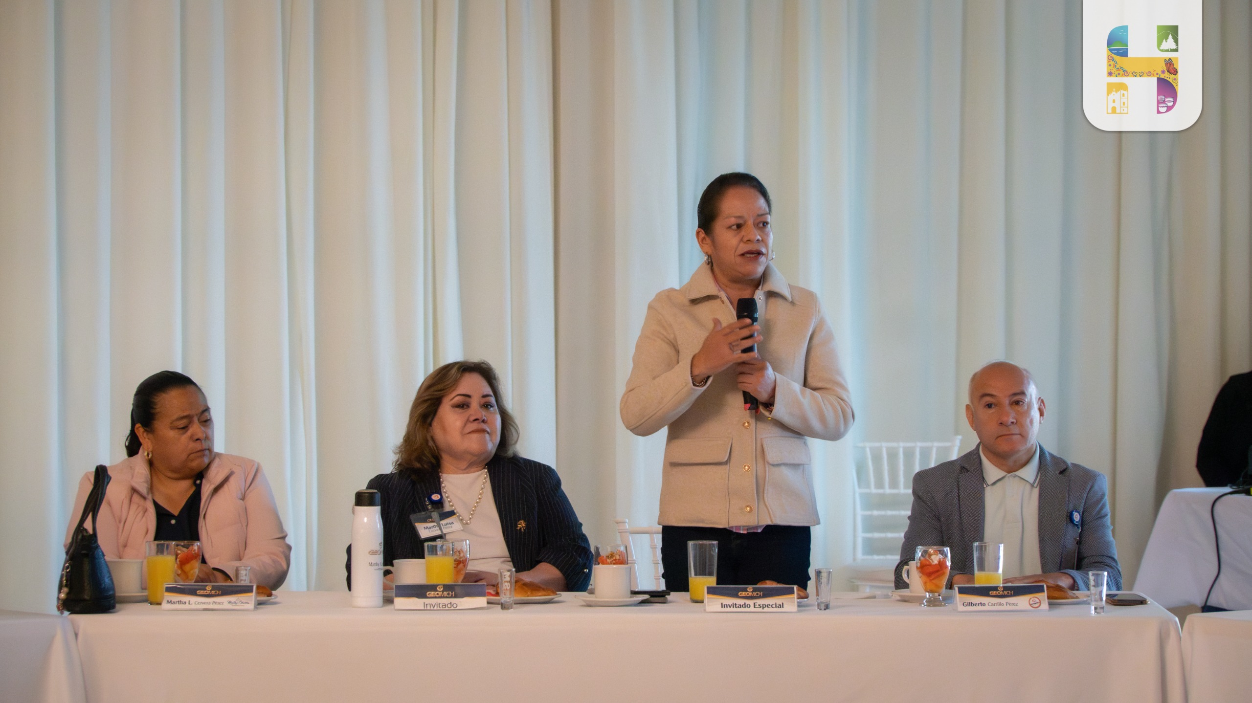 Jeovana Alcántar se reúne con el Grupo GEOMICH para fortalecer el desarrollo económico de Ciudad Hidalgo
