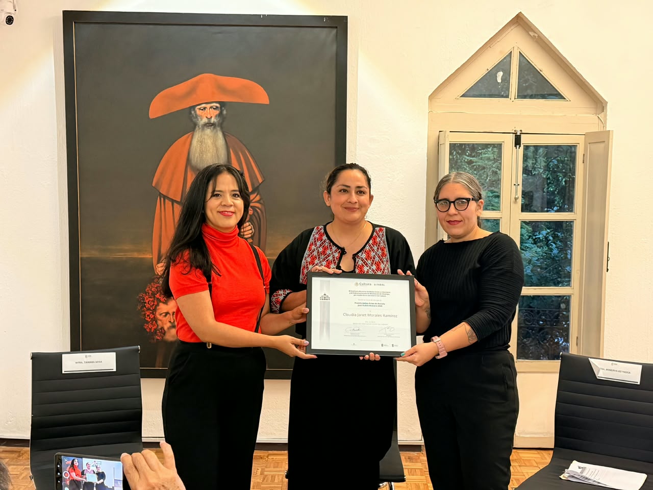 Claudia Morales recibe en Michoacán el Premio Bellas Artes de Novela José Rubén Romero 2026