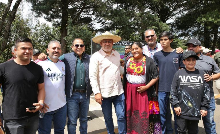 Inaugura Bedolla rehabilitación de la carretera Tzirio-Tingüindín y fortalece la conectividad de la región.