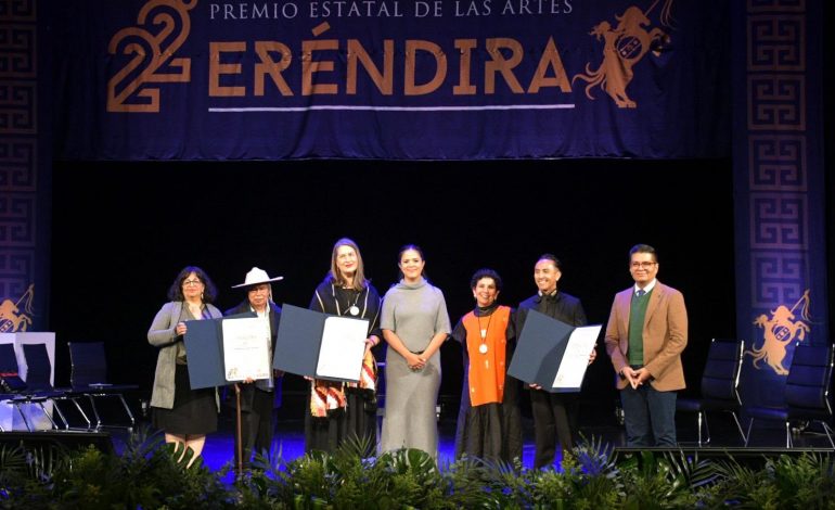 Distinguen tradición p’urhépecha, danza independiente y creación visual con el Premio Eréndira.