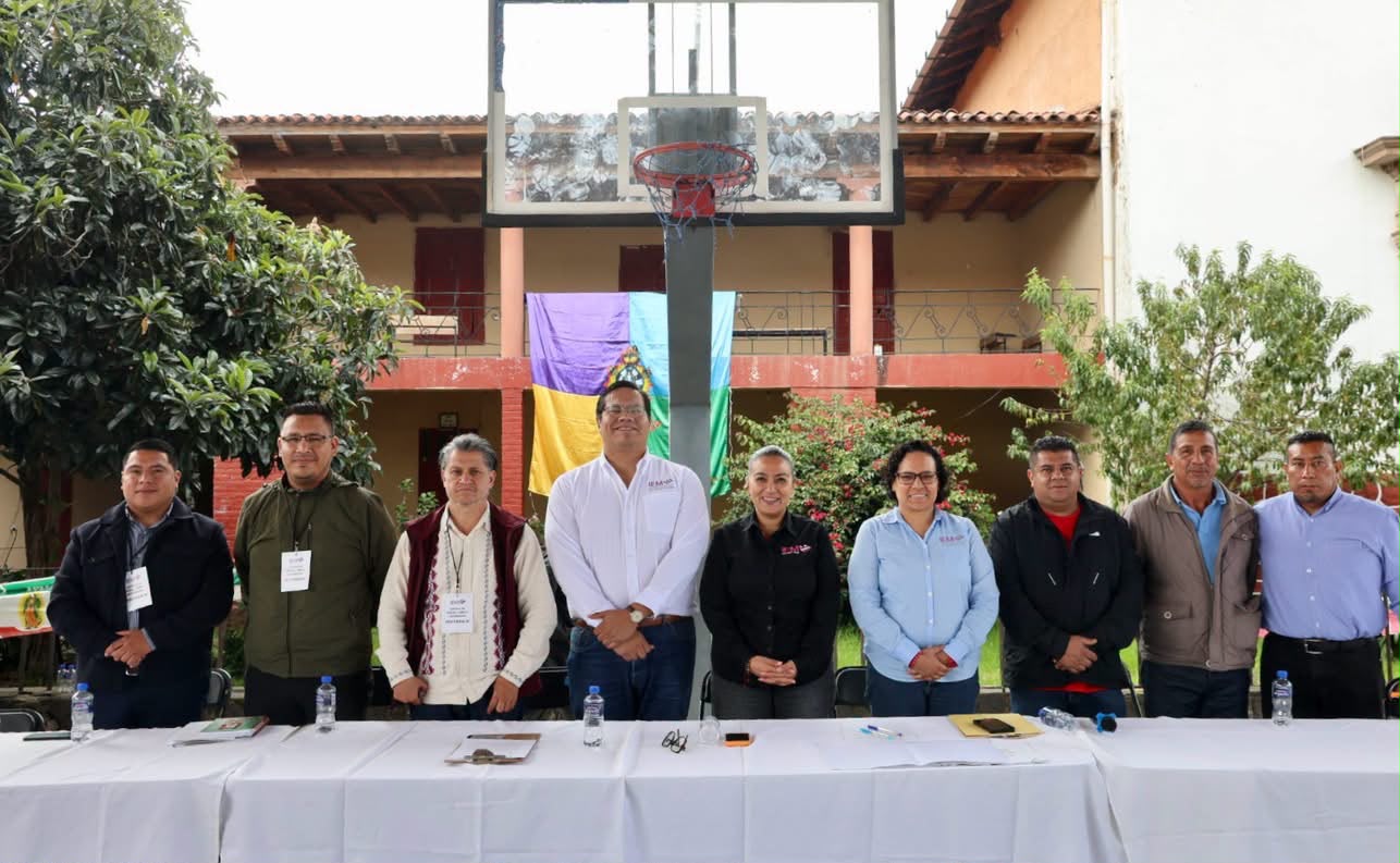 Celebra Bedolla incorporación de Huecorio a los autogobiernos; suman 55 en Michoacán.