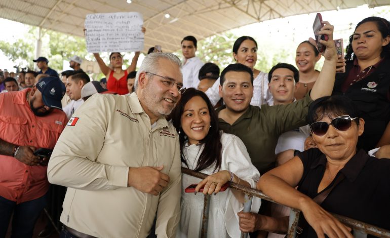 Desde Apatzingán, Bedolla cierra filas con Sheinbaum en defensa de la soberanía nacional